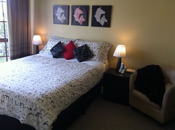 Australian Home Away @ Doncaster Elgar - Holiday Adelaide 4