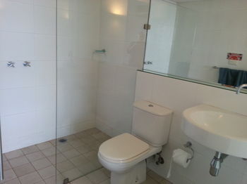 Darlinghurst Apartments - Holiday Adelaide 6