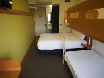 Ibis Budget Sydney Olympic Park - Holiday Adelaide 14