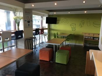 Ibis Budget Campbelltown - Holiday Adelaide 3