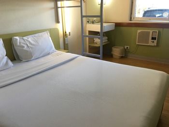 Ibis Budget Campbelltown - Holiday Adelaide 12