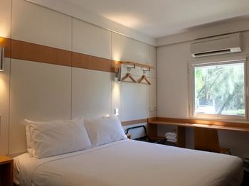 Ibis Budget Gosford - Holiday Adelaide 18
