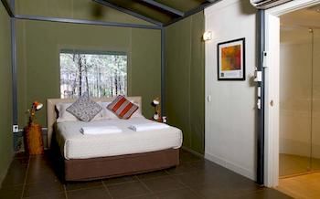 Zoofari Lodge, Taronga Western Plains Zoo - Holiday Adelaide 3
