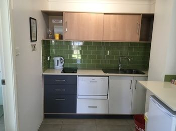 Harbourview Serviced Apartments - Holiday Adelaide 26