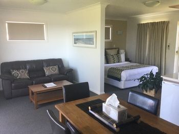 Harbourview Serviced Apartments - Holiday Adelaide 30