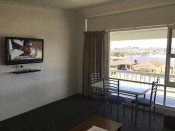 Harbourview Serviced Apartments - Holiday Adelaide 53