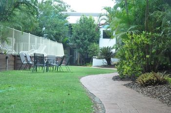 Chez Noosa Resort Motel - Holiday Adelaide 7