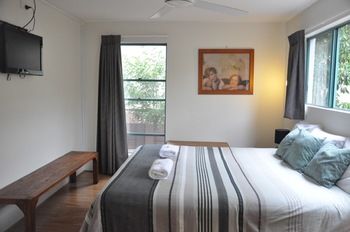 Chez Noosa Resort Motel - Holiday Adelaide 13