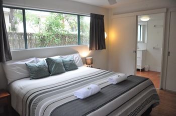 Chez Noosa Resort Motel - Holiday Adelaide 18