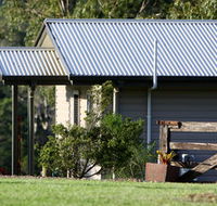 Yabbaloumba Retreat - Holiday Adelaide