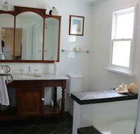 Maison de May Boutique Bed ampbreakfast - Holiday Adelaide