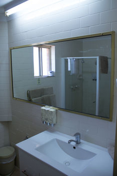 Shearing Shed Motor Inn - Holiday Adelaide 3