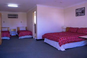 Shearing Shed Motor Inn - Holiday Adelaide 5