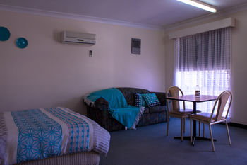 Shearing Shed Motor Inn - Holiday Adelaide 16