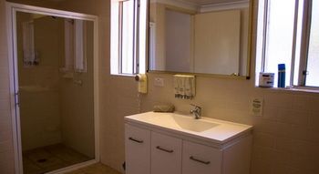 Shearing Shed Motor Inn - Holiday Adelaide 80