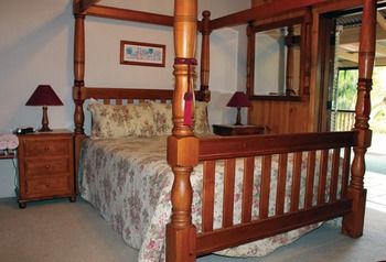 Peppertree Cottage - Holiday Adelaide 12