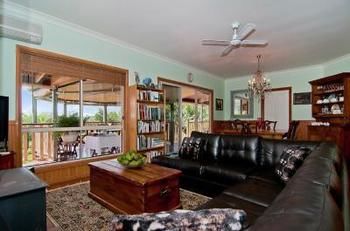 Avocado Grove B&B - Holiday Adelaide 13