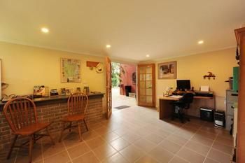 Rooftops Bed & Breakfast - Holiday Adelaide 4