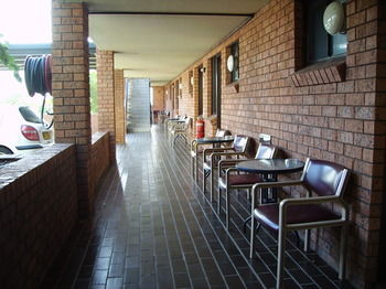 Centabrook Motor Inn - Holiday Adelaide 11