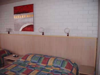 Centabrook Motor Inn - Holiday Adelaide 15