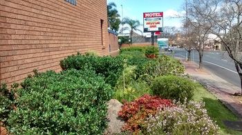 Centabrook Motor Inn - Holiday Adelaide 20