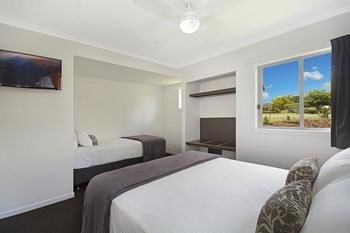 Cooroy Luxury Motel Apartments Noosa - Holiday Adelaide 7