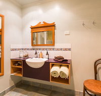 Strathvea Guest House - Holiday Adelaide