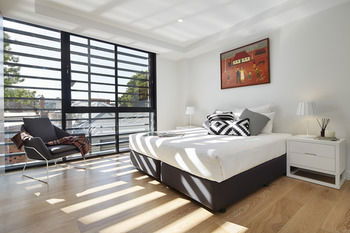 381 Cremorne - Holiday Adelaide 1