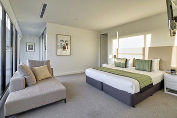 381 Cremorne - Holiday Adelaide 24