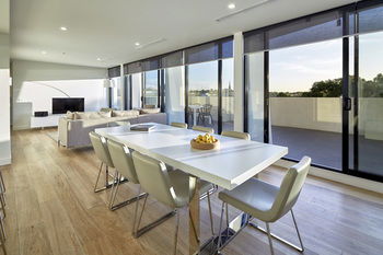 381 Cremorne - Holiday Adelaide 29