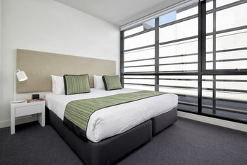 381 Cremorne - Holiday Adelaide 52