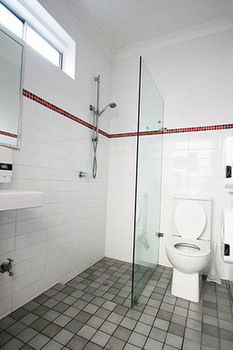Zing Backpackers - Holiday Adelaide 5