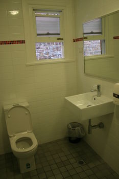 Zing Backpackers - Holiday Adelaide 11