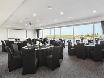 Best Western Plus Lake Kawana Hotel - Holiday Adelaide 12