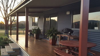 The Wattle Lodge - Holiday Adelaide 36