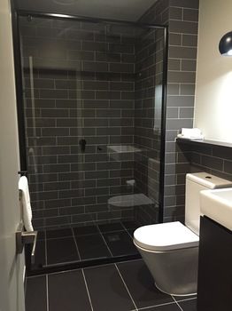 Bayside Towers Serviced Apartments - Holiday Adelaide 1