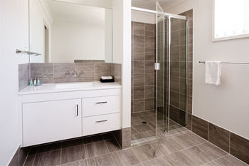 Wallsend Executive Apartments - Holiday Adelaide 5