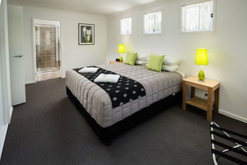 Wallsend Executive Apartments - Holiday Adelaide 14