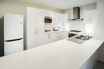 Wallsend Executive Apartments - Holiday Adelaide 27
