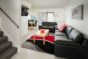 Wallsend Executive Apartments - Holiday Adelaide 36