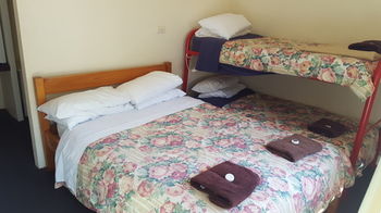 Wisemans Inn Hotel - Holiday Adelaide 2