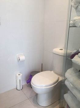Sydney Executive Garden Villa - Holiday Adelaide 4