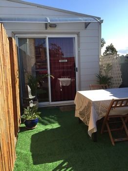 Sydney Executive Garden Villa - Holiday Adelaide 11