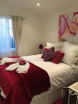 Sydney Executive Garden Villa - Holiday Adelaide 15