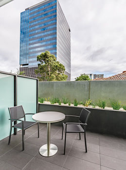 City Edge Box Hill - Holiday Adelaide 11