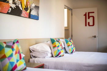 The Granville Hotel - Holiday Adelaide 15