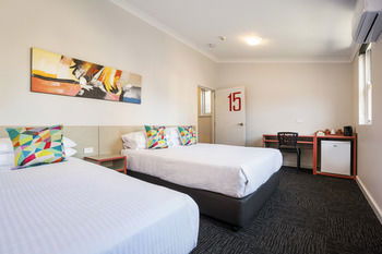 The Granville Hotel - Holiday Adelaide 16