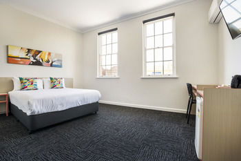 The Granville Hotel - Holiday Adelaide 23