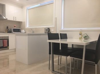 Ivy Units Glen Waverley - Holiday Adelaide 14