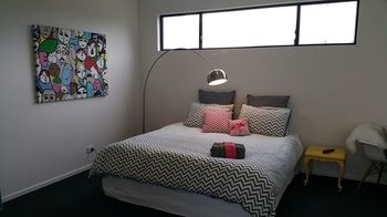 Zebula Gloucester - Holiday Adelaide 8